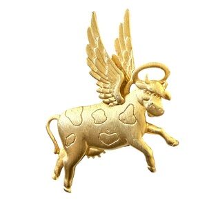 Gold Winged Cow Brooch by Jonette Jewelry Vintage